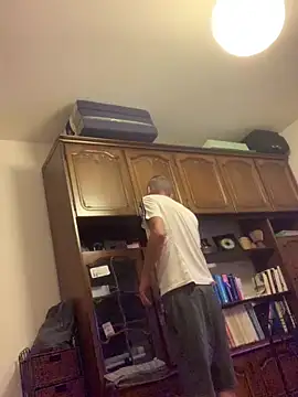 Snapshot of solomec chatting on September 21, 2025, 6:46 pm solomec online show from September 21, 2025, 6:46 pm