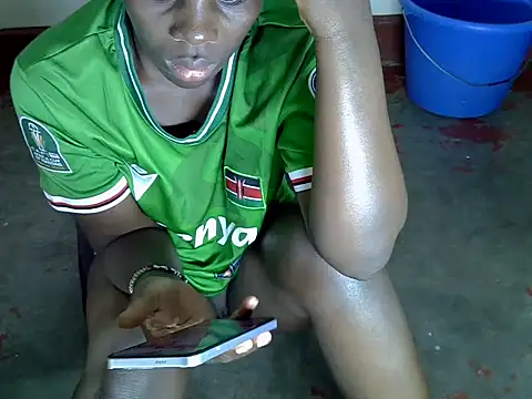 Sweetaggy2 online show from February 14, 2026, 9:09 am