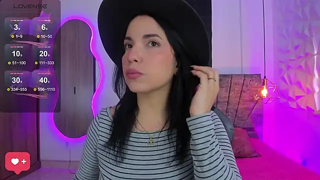 tatiana sc online show from September 13, 2025, 12:27 pm