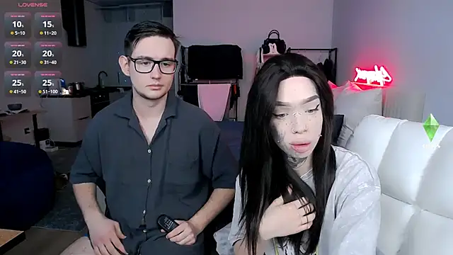 Tanya M online show from April 13, 2026, 4:33 pm