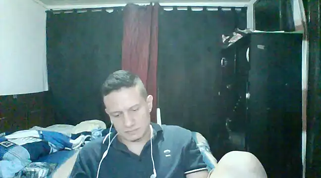 Snapshot of fabyxx07 chatting on March 19, 2025, 3:41 am fabyxx07 online show from March 19, 2025, 3:41 am