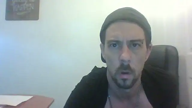 CrookedMisterniceguy online show from May 20, 2026, 4:37 pm