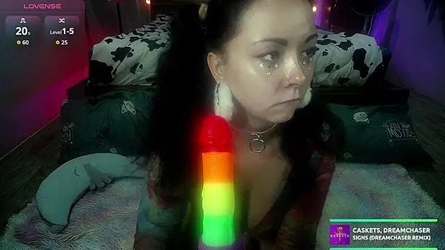 kellycakemeow online show from November 3, 2025, 5:01 am