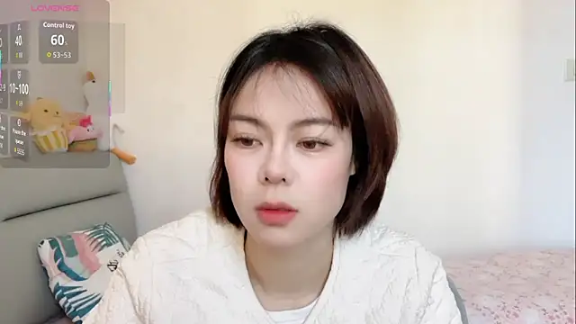 Linda-LL online show from February 14, 2026, 1:50 am