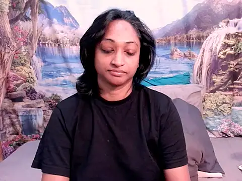 Snapshot of indianspicey chatting on November 10, 2025, 5:01 am indianspicey online show from November 10, 2025, 5:01 am