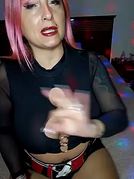 DesireSatler online show from May 3, 2026, 3:44 am