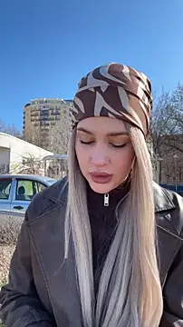 Snapshot of KikiWatson chatting on March 8, 2026, 7:44 am KikiWatson online show from March 8, 2026, 7:44 am