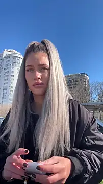 Snapshot of KikiWatson chatting on March 9, 2026, 7:56 am KikiWatson online show from March 9, 2026, 7:56 am