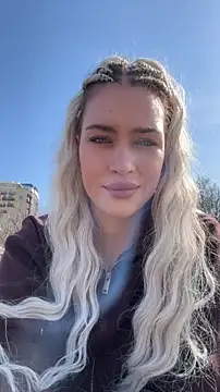 Snapshot of KikiWatson chatting on March 18, 2026, 7:55 am KikiWatson online show from March 18, 2026, 7:55 am