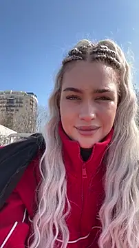 Snapshot of KikiWatson chatting on March 15, 2026, 8:21 am KikiWatson online show from March 15, 2026, 8:21 am