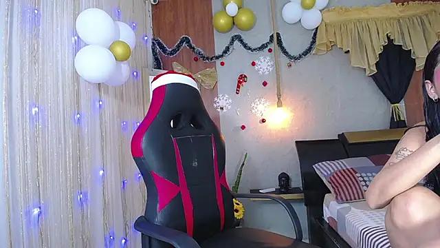 Snapshot of hera_divine chatting on November 29, 2025, 9:15 pm hera divine online show from November 29, 2025, 9:15 pm