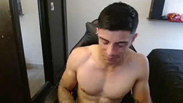 kv   xxx  online show from December 5, 2025, 4:16 pm