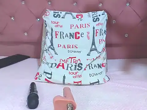 sharonbrown28 online show from February 9, 2026, 10:52 pm