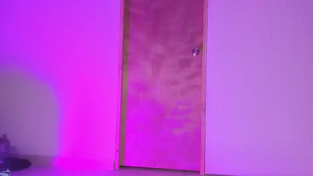 Snapshot of dylanchilii31 chatting on April 8, 2026, 2:13 am dylanchilii31 online show from April 8, 2026, 2:13 am