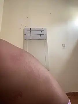 Snapshot of dylanchilii31 chatting on December 1, 2024, 5:07 pm dylanchilii31 online show from December 1, 2024, 5:07 pm