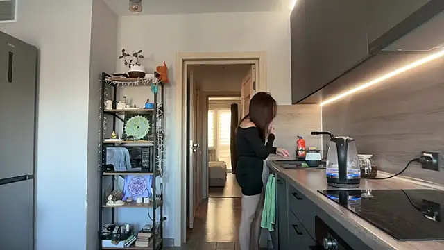 jainesummer online show from October 17, 2025, 8:28 am