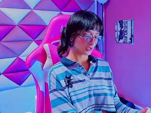 Danny Face online show from October 3, 2025, 1:45 pm