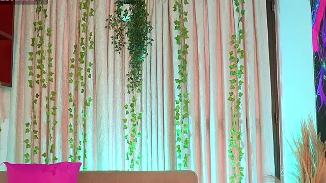 HannaRhodes online show from February 20, 2026, 3:25 pm