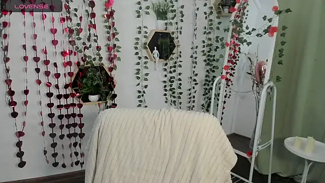 Snapshot of DreamyLuna chatting on March 1, 2025, 8:32 pm DreamyLuna online show from March 1, 2025, 8:32 pm