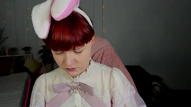 Snapshot of DreamyLuna chatting on March 21, 2025, 8:40 pm DreamyLuna online show from March 21, 2025, 8:40 pm