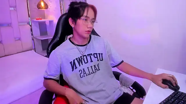 Eriol  online show from September 16, 2025, 12:17 pm