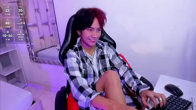 Eriol  online show from September 13, 2025, 12:27 pm