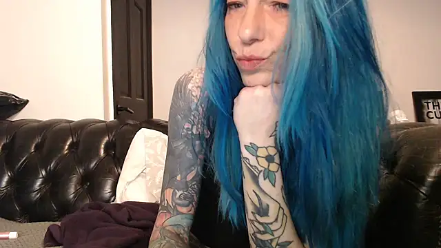 RavenryderUK online show from February 19, 2025, 1:51 am