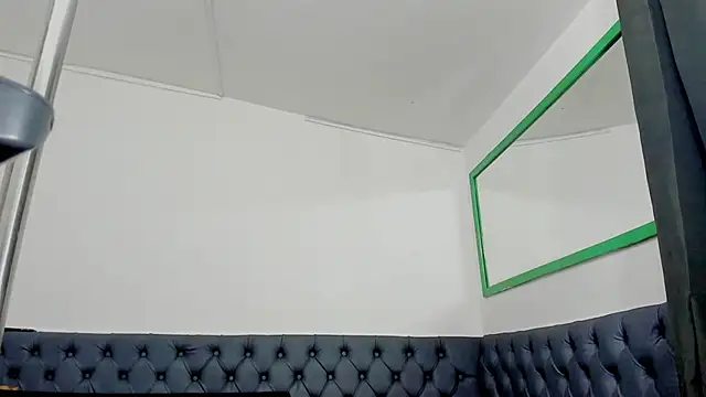 Snapshot of Isabella_stanford2 chatting on March 16, 2025, 8:32 am Isabella stanford2 online show from March 16, 2025, 8:32 am
