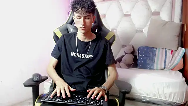 johnny cagee online show from December 20, 2025, 3:53 am