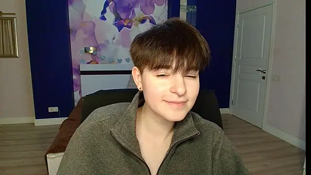 EmiliaYours online show from February 25, 2025, 4:57 pm