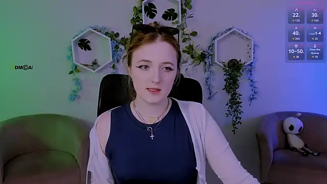 luna berryy online show from June 30, 2026, 6:52 pm