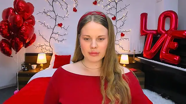 Snapshot of holy_kitty chatting on February 12, 2025, 1:37 pm holy kitty online show from February 12, 2025, 1:37 pm