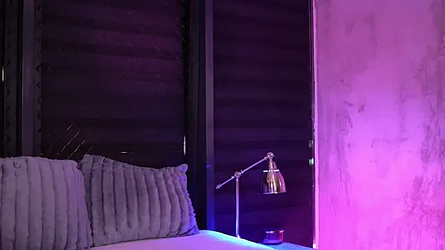 Snapshot of Candy_Ivy chatting on March 18, 2025, 8:05 pm Candy Ivy online show from March 18, 2025, 8:05 pm