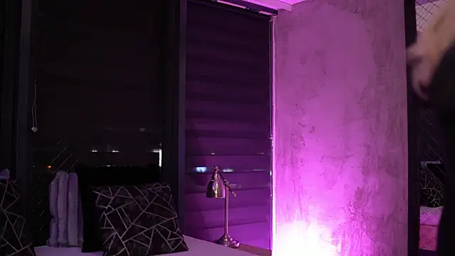 Snapshot of Candy_Ivy chatting on November 5, 2025, 6:22 pm Candy Ivy online show from November 5, 2025, 6:22 pm