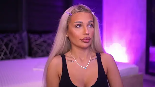 Snapshot of Candy_Ivy chatting on September 29, 2025, 5:51 pm Candy Ivy online show from September 29, 2025, 5:51 pm