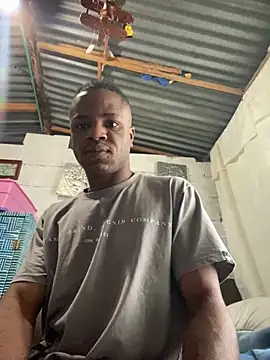 Snapshot of ElNegroRony chatting on December 31, 2024, 2:36 pm ElNegroRony online show from December 31, 2024, 2:36 pm