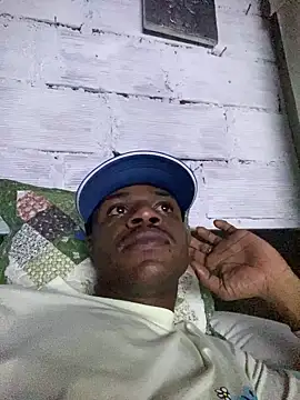 Snapshot of ElNegroRony chatting on December 28, 2024, 12:36 am ElNegroRony online show from December 28, 2024, 12:36 am