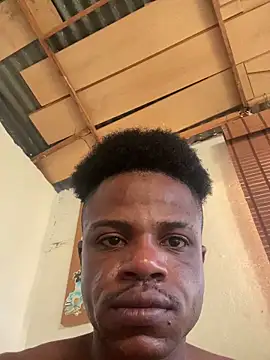 Snapshot of ElNegroRony chatting on February 20, 2025, 10:48 pm ElNegroRony online show from February 20, 2025, 10:48 pm