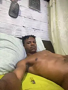 Snapshot of ElNegroRony chatting on February 28, 2025, 8:28 pm ElNegroRony online show from February 28, 2025, 8:28 pm