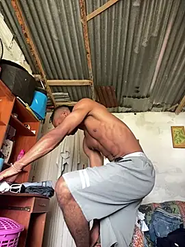 Snapshot of ElNegroRony chatting on February 14, 2025, 7:54 pm ElNegroRony online show from February 14, 2025, 7:54 pm