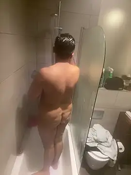 Snapshot of hornydesib69 chatting on February 22, 2025, 5:13 pm hornydesib69 online show from February 22, 2025, 5:13 pm