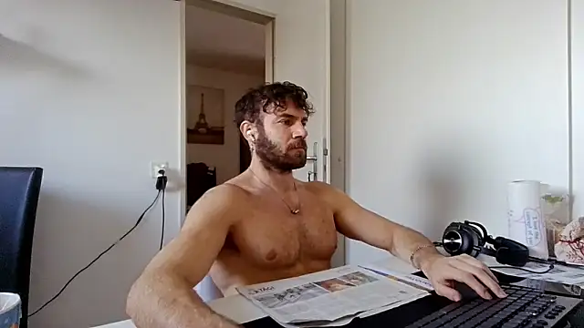 alpha-hunk online show from January 13, 2026, 12:42 pm