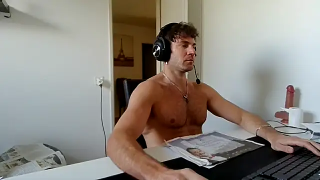 alpha-hunk online show from March 31, 2026, 1:02 pm