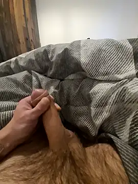 NiceBone000 online show from December 4, 2025, 2:05 pm