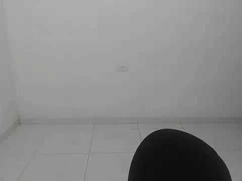 estefania224 online show from March 27, 2026, 11:05 pm