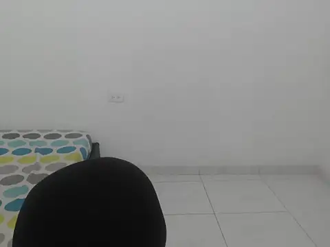 estefania224 online show from March 11, 2026, 11:43 pm