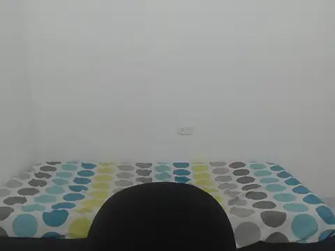 estefania224 online show from February 27, 2026, 12:11 am