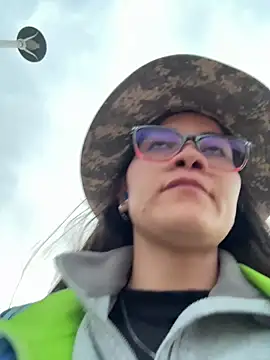 aurora divine online show from February 12, 2026, 10:42 pm