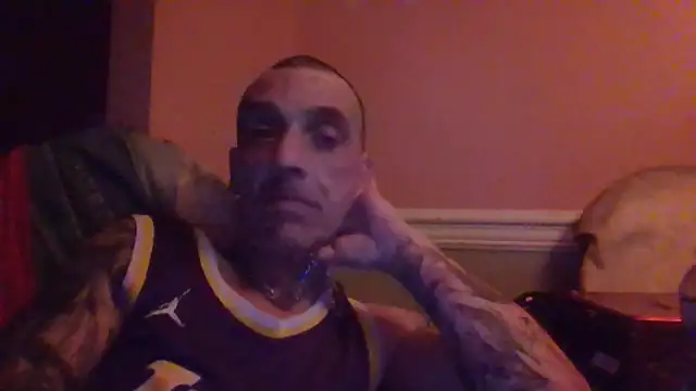 CandiedPompano online show from November 1, 2025, 6:51 am