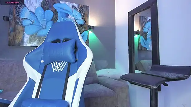 Lyam ap online show from April 18, 2026, 8:42 pm